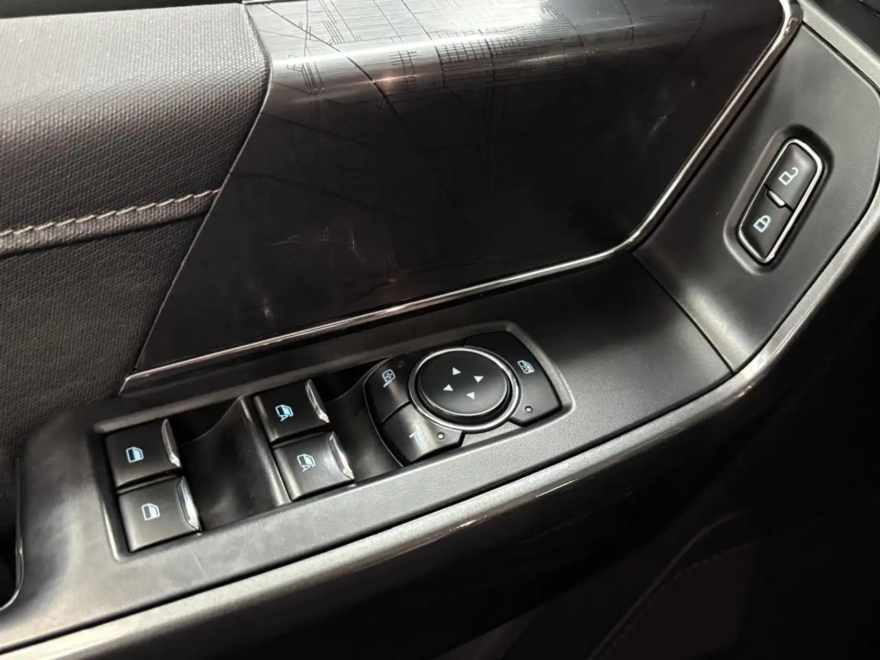 Ford F-150 - Image 31