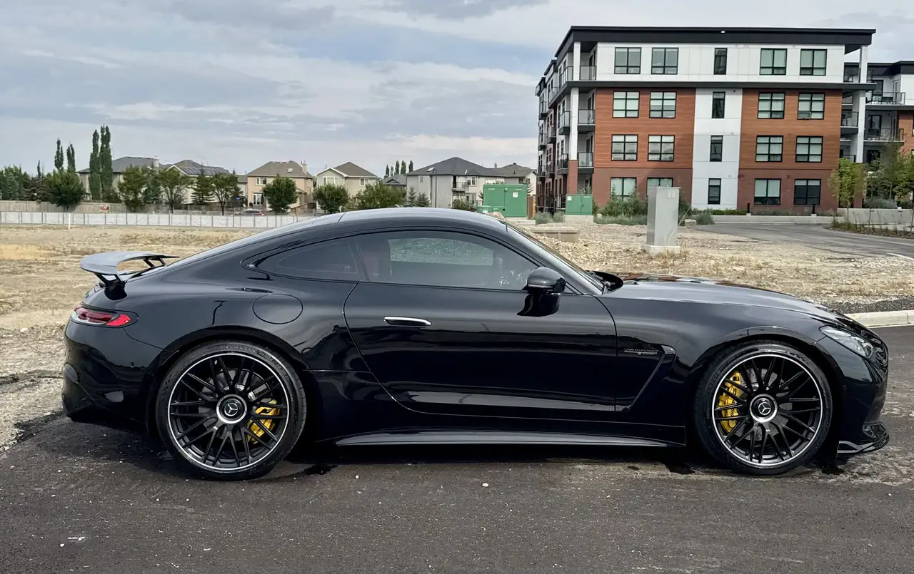 Mercedes-Benz AMG GT - Image 3