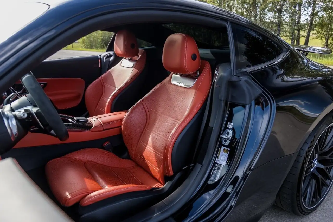Mercedes-Benz AMG GT - Image 9