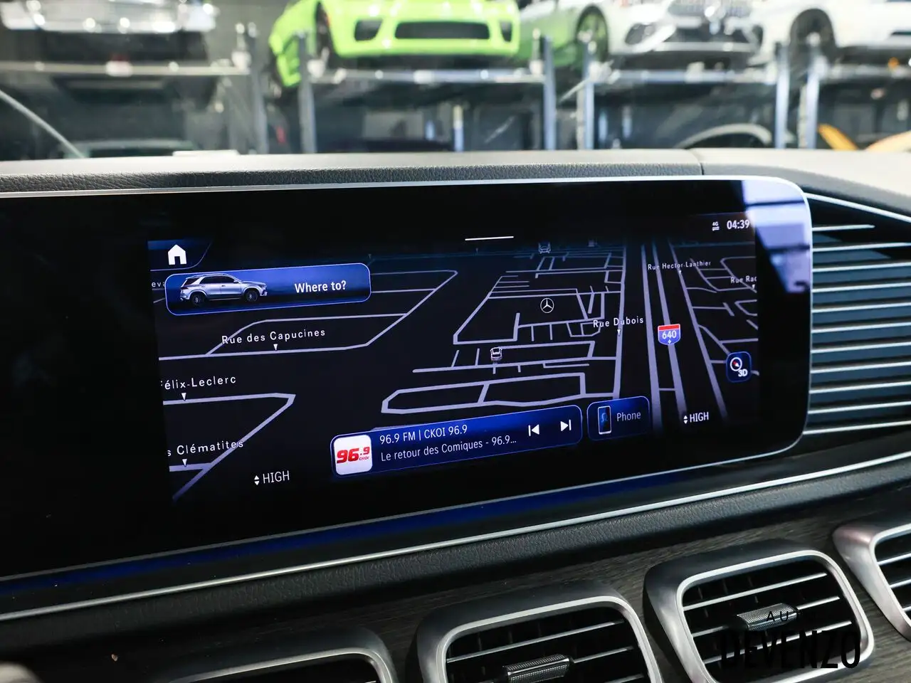 Mercedes-Benz GLE - Image 18