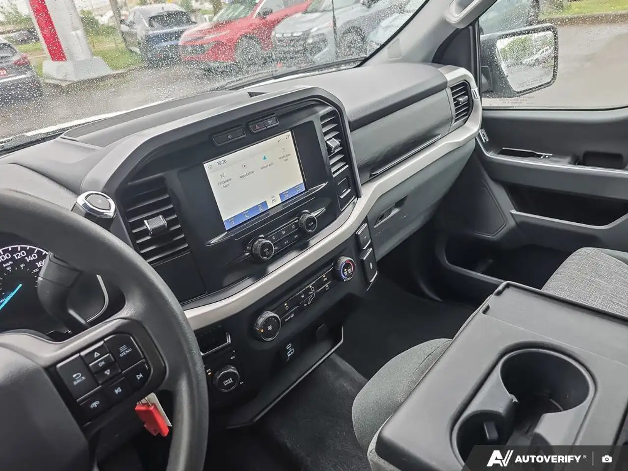 Ford F-150 - Image 22