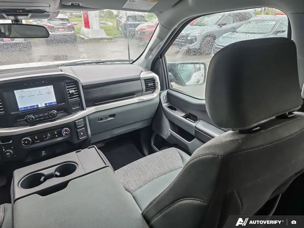 Ford F-150 - Image 29