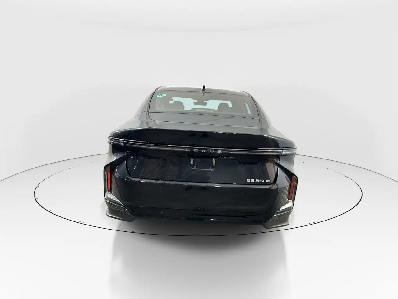 Lexus ES - Image 6