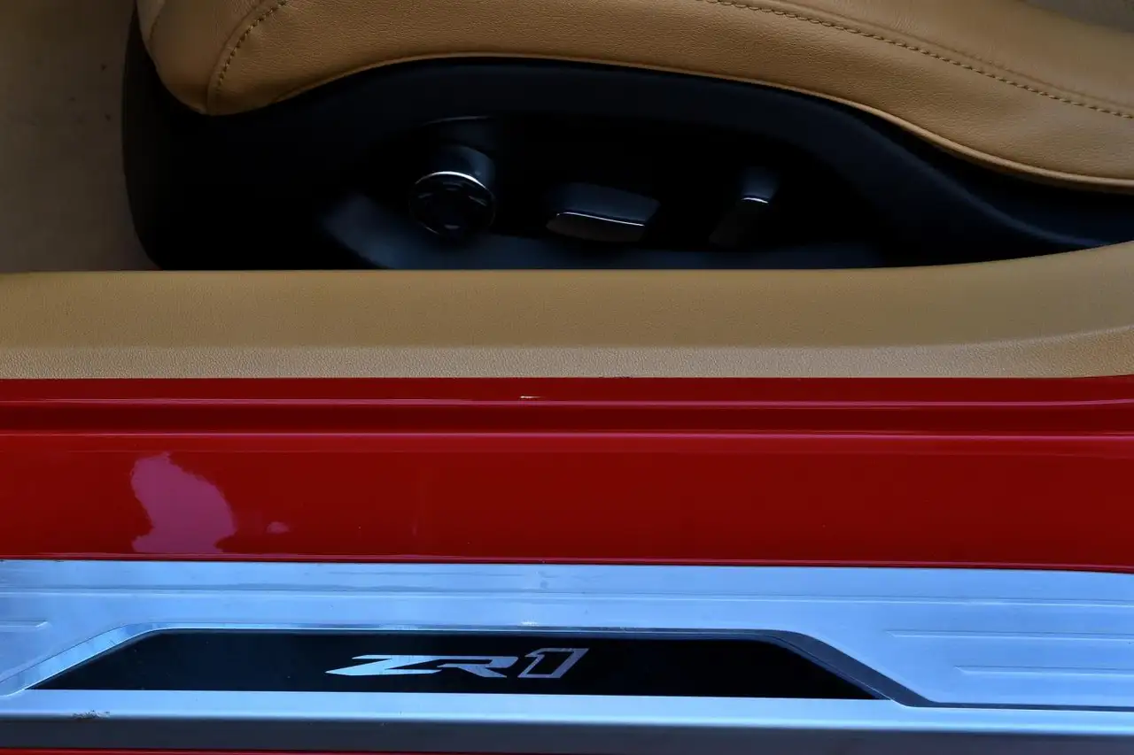 Chevrolet Corvette - Image 36