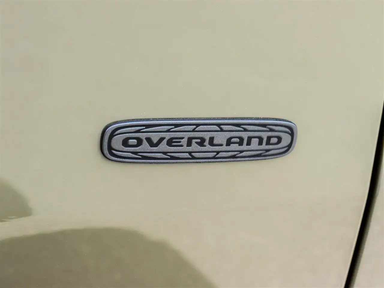 Jeep Cherokee - Image 18