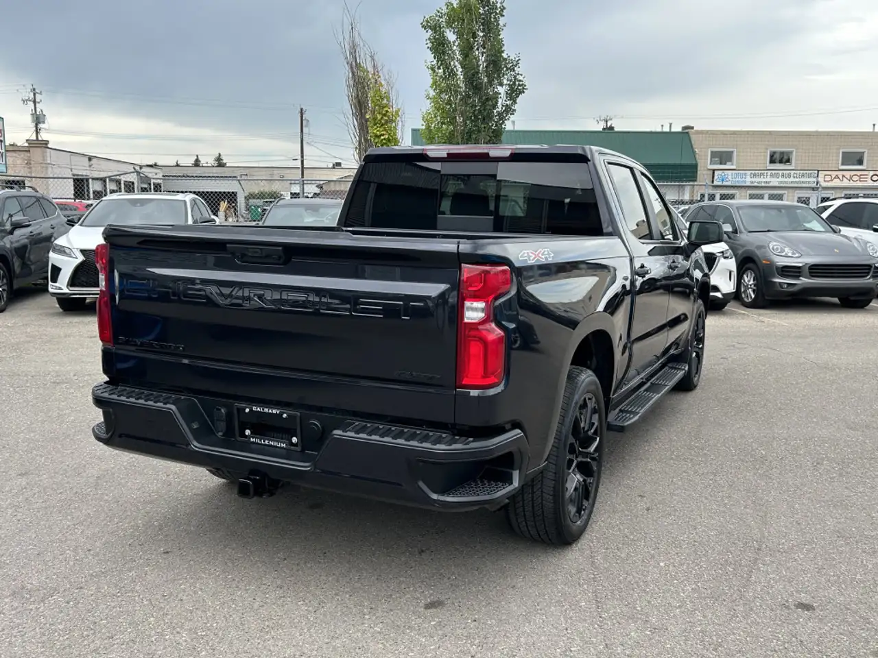 Chevrolet Silverado 1500 - Image 19
