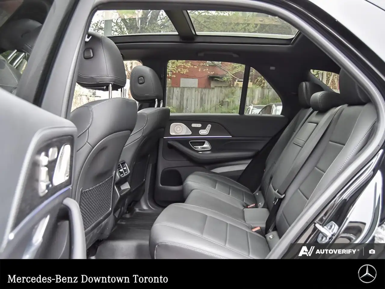 Mercedes-Benz GLE - Image 17