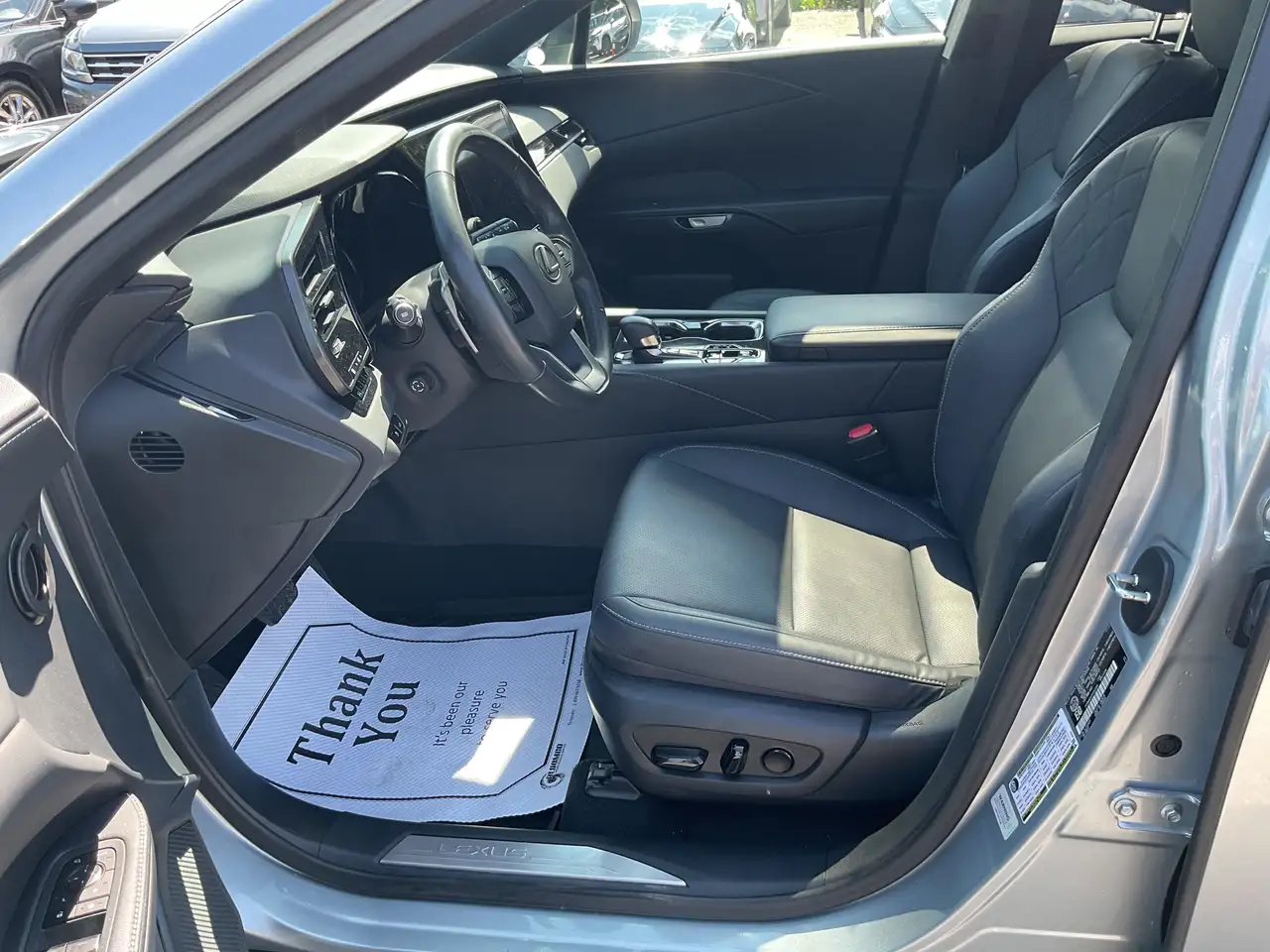 Lexus RX - Image 19