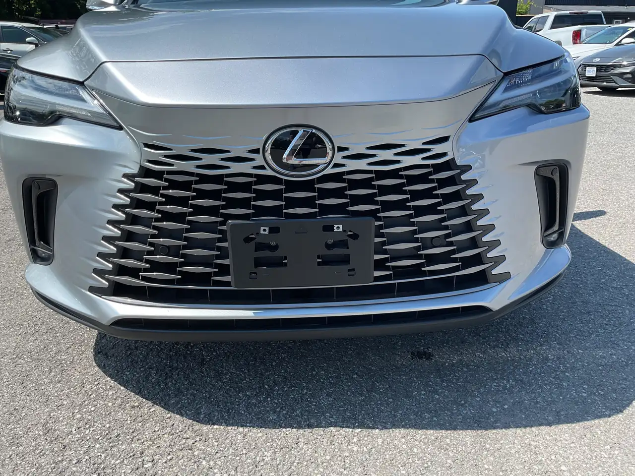 Lexus RX - Image 17