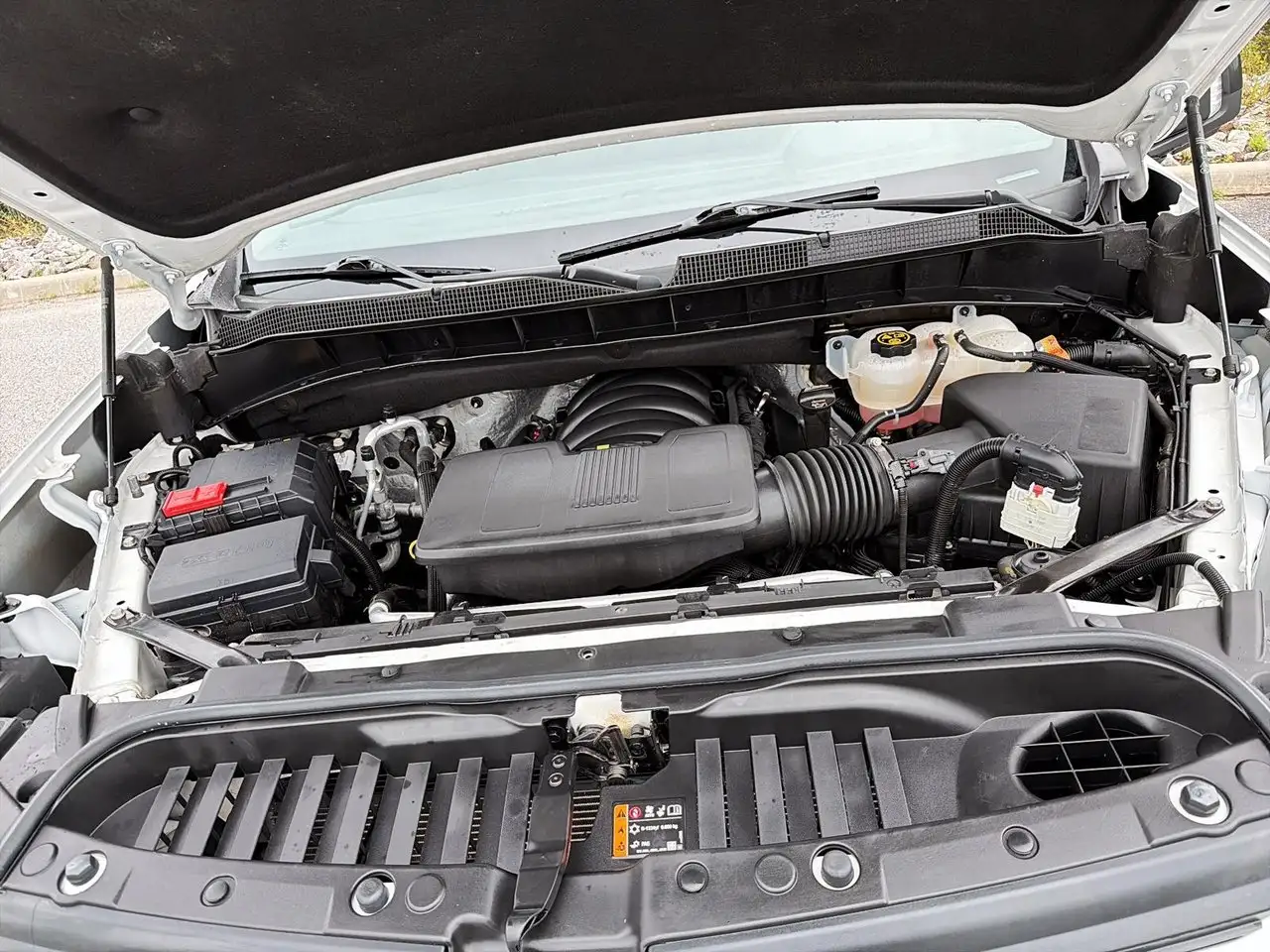 Chevrolet Silverado 1500 - Image 7