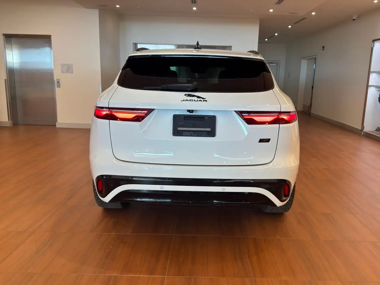 Jaguar F-Pace - Image 6