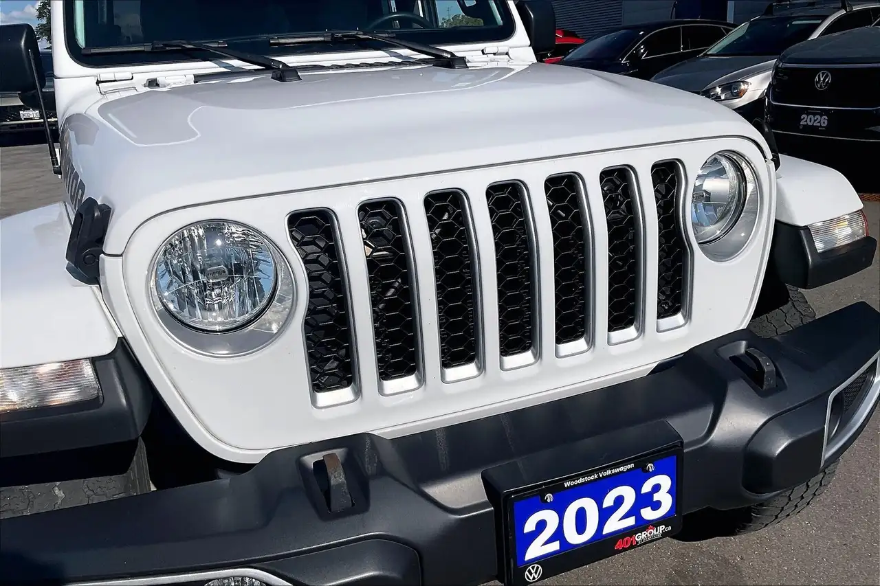 Jeep Gladiator - Image 31