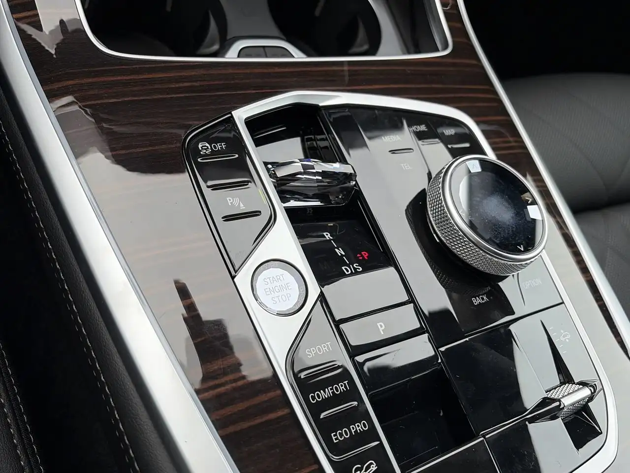 BMW X7 - Image 27