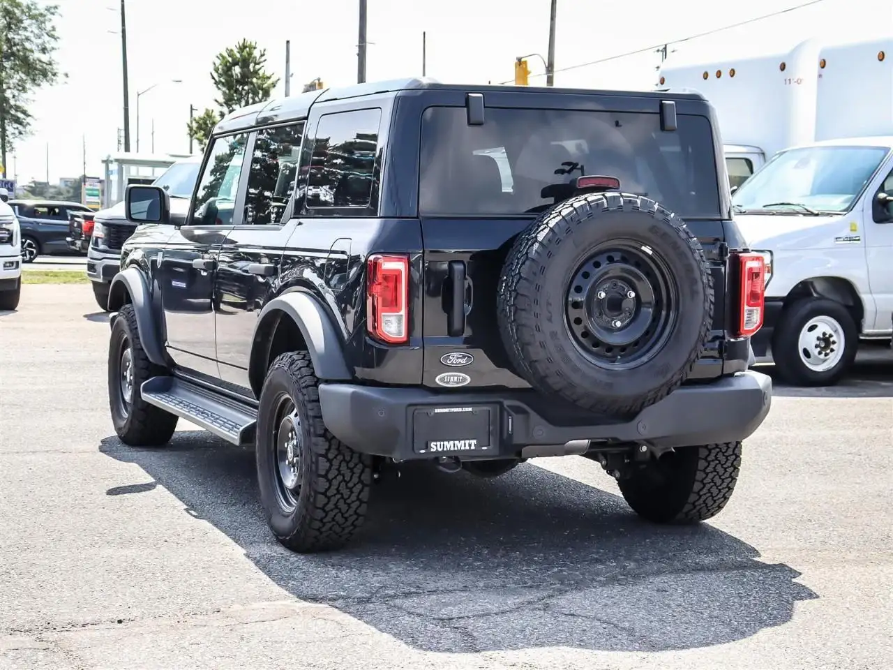 Ford Bronco - Image 6