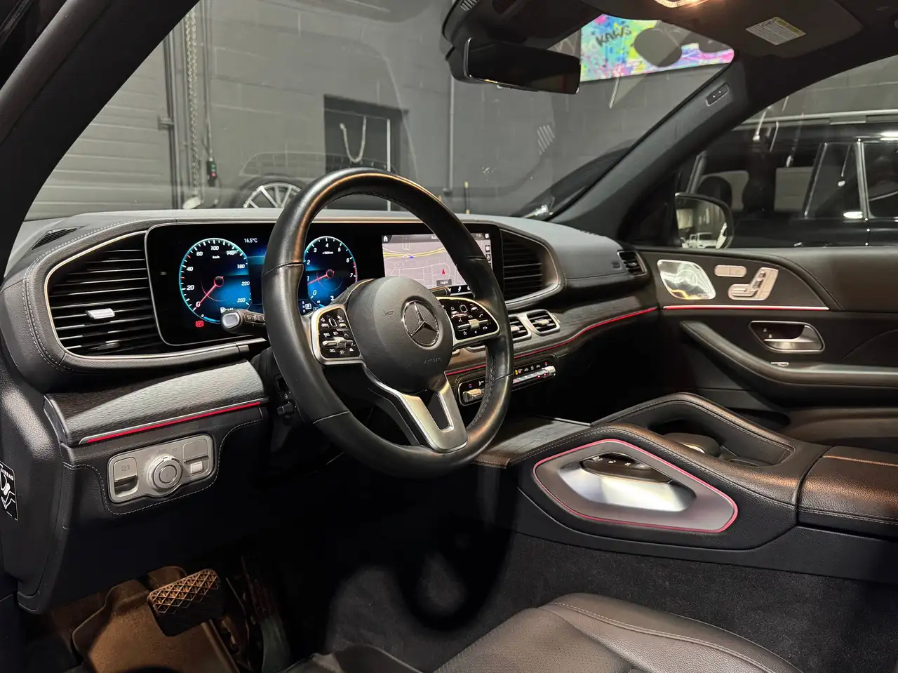 Mercedes-Benz GLE - Image 15