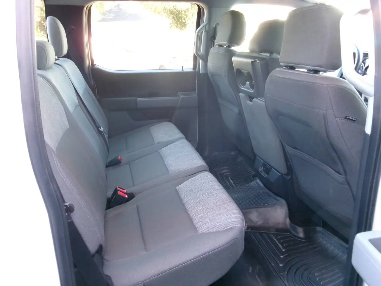 Ford F-150 - Image 42