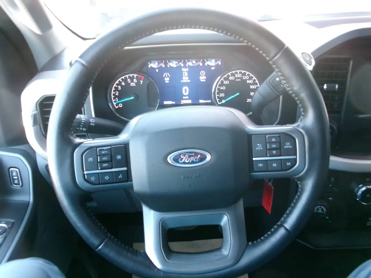 Ford F-150 - Image 23