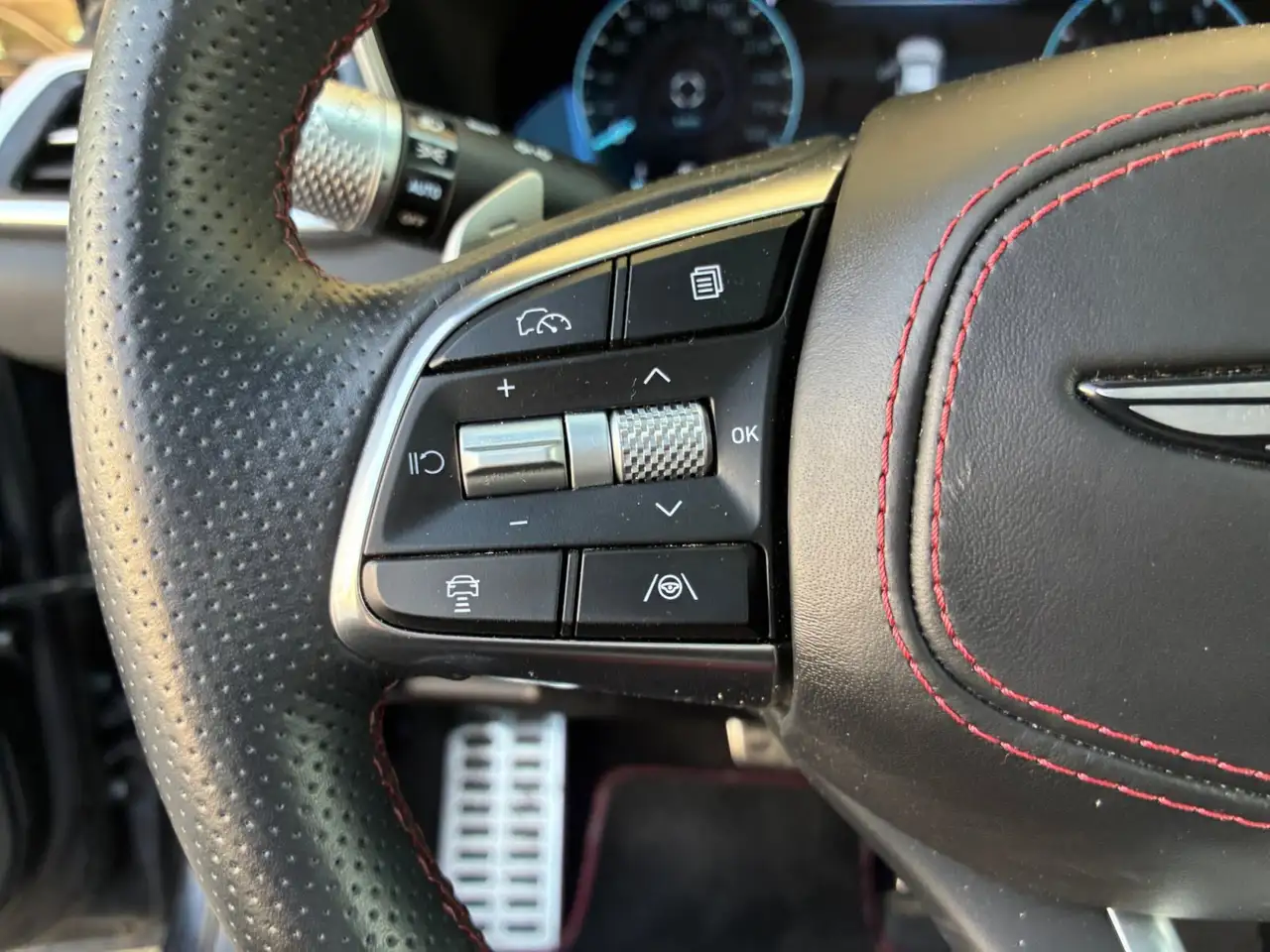Genesis G70 - Image 13