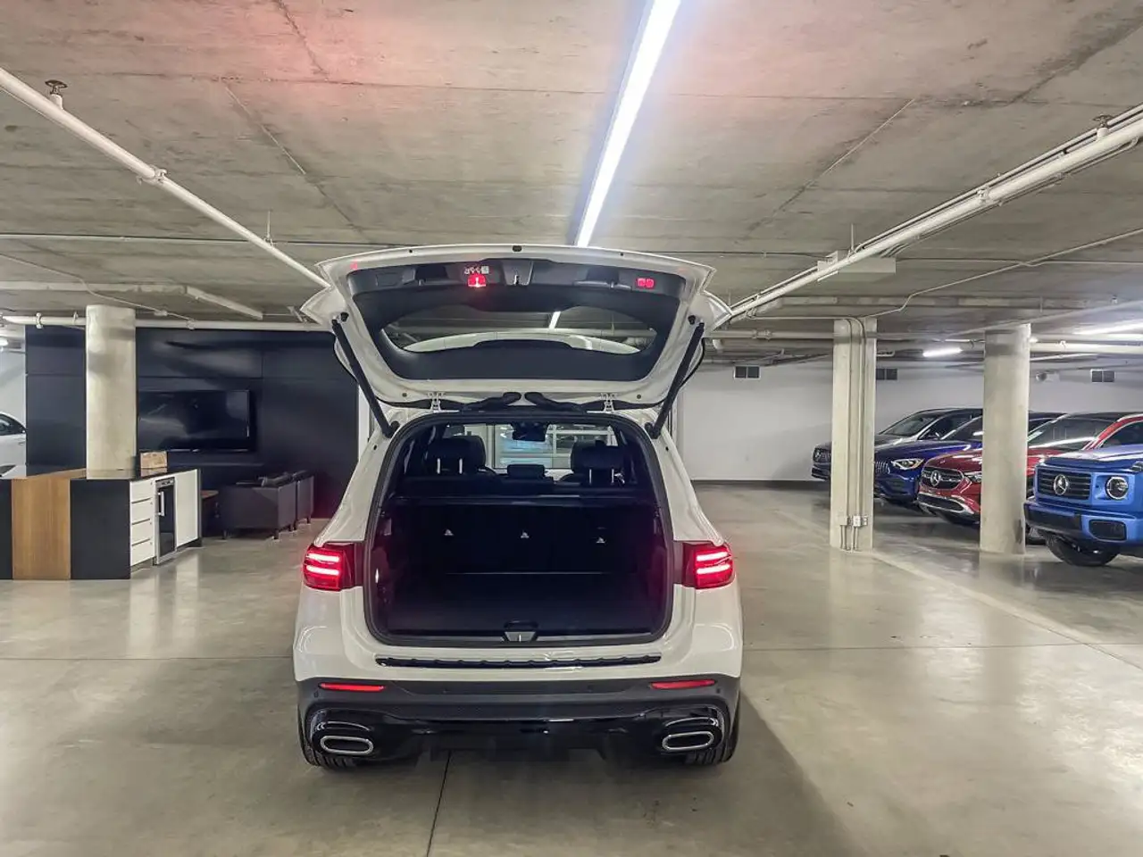 Mercedes-Benz GLB - Image 19