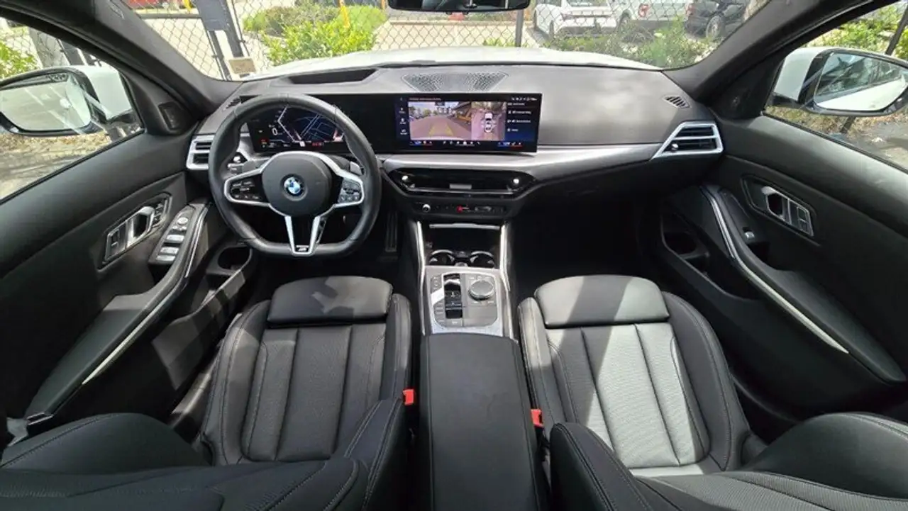 BMW 3 Series - Image 9