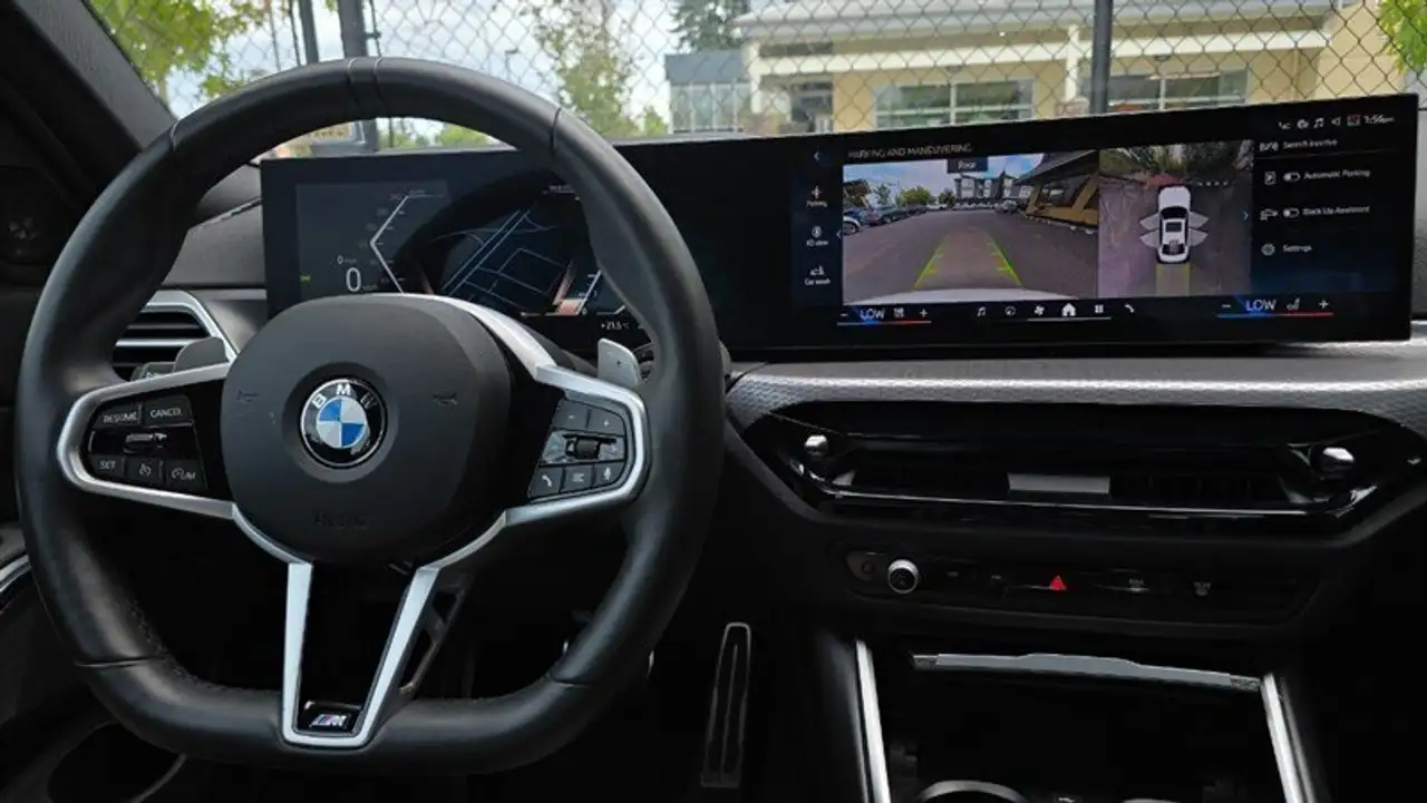 BMW 3 Series - Image 12