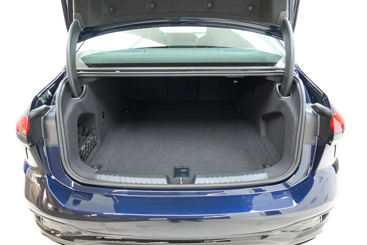 Audi A6 - Image 10