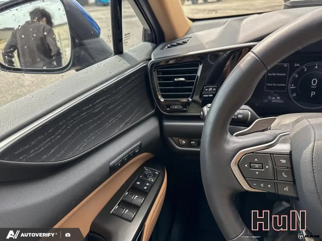 Lexus NX - Image 14