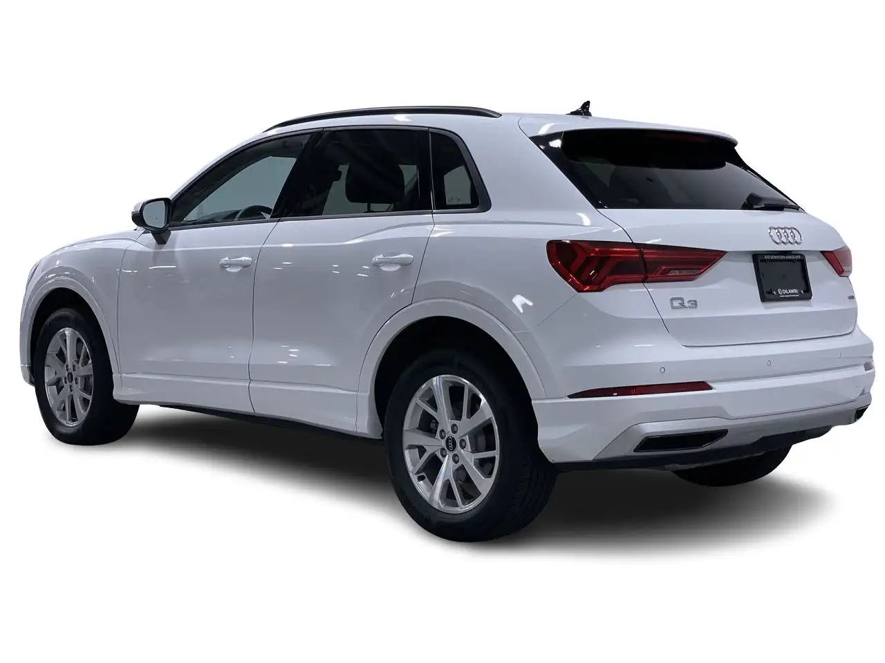 Audi Q3 - Image 8