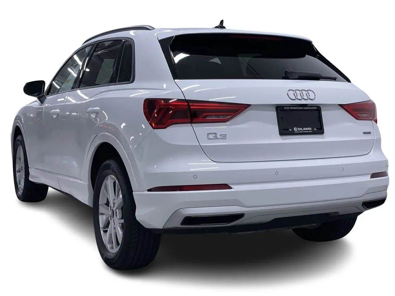 Audi Q3 - Image 9