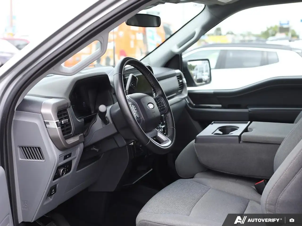 Ford F-150 - Image 14
