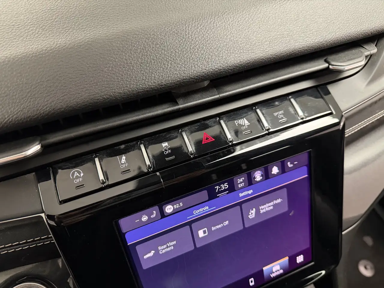 Jeep Grand Cherokee - Image 24