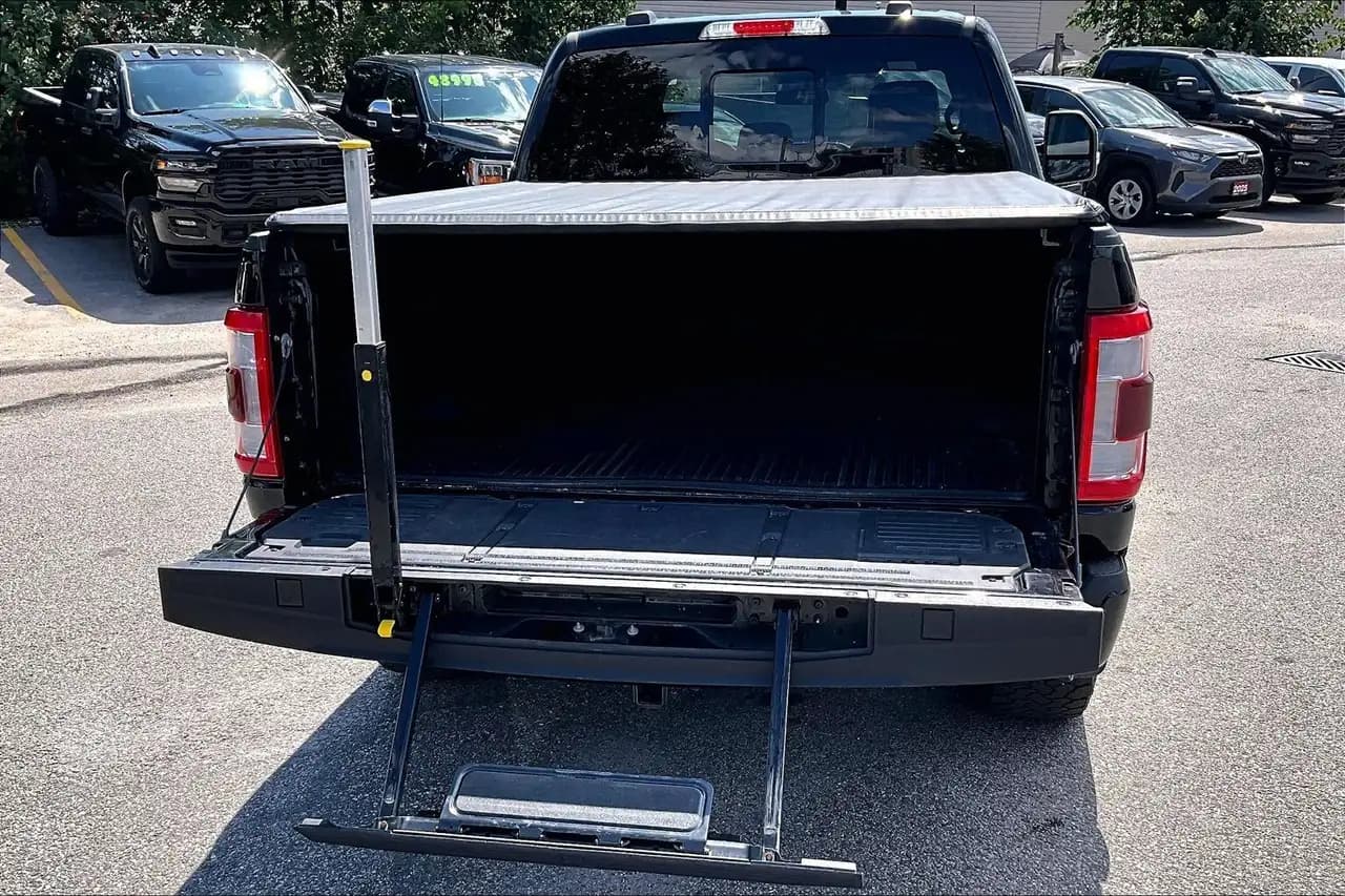 Ford F-150 - Image 19