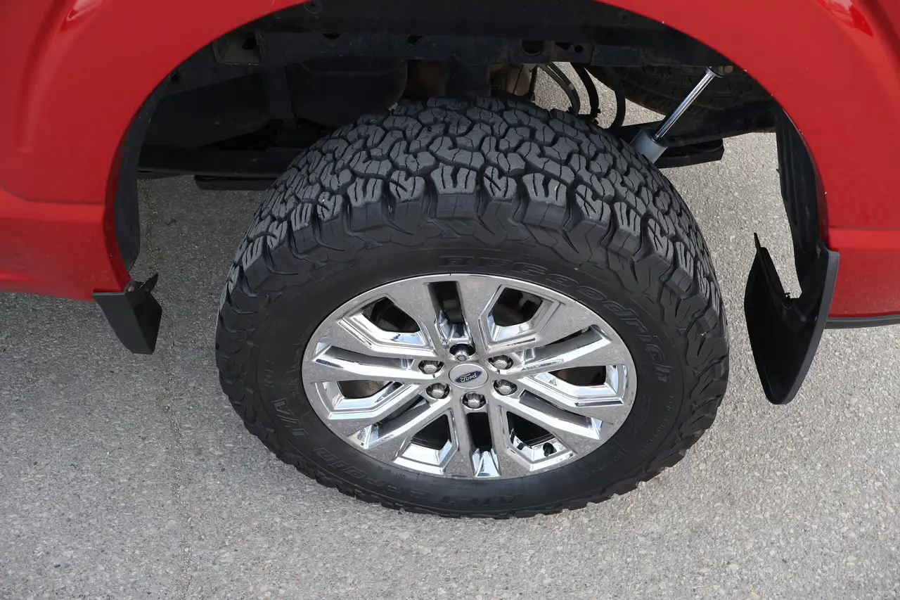 Ford F-150 - Image 17