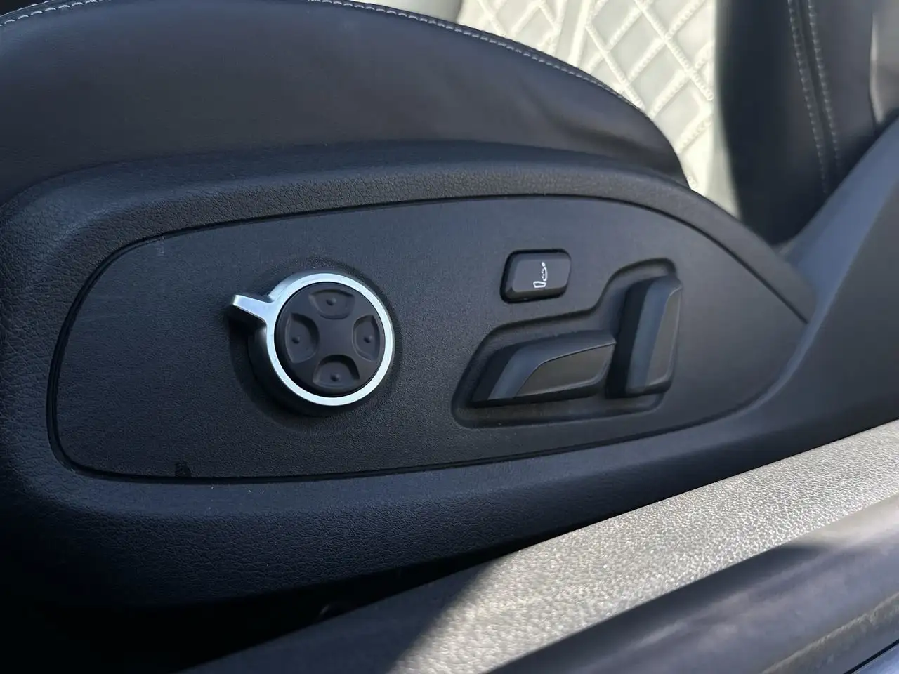 Audi S5 - Image 20