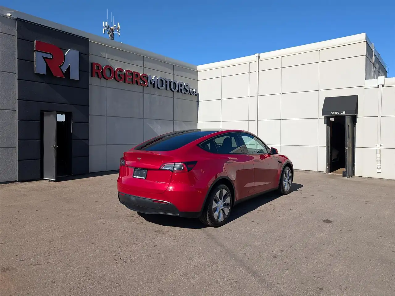 Tesla Model Y - Image 5