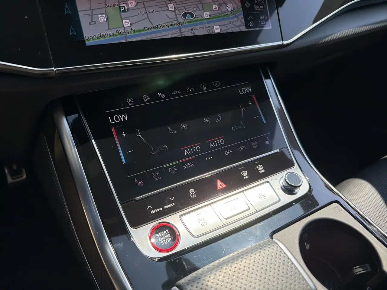 Audi SQ8 - Image 16