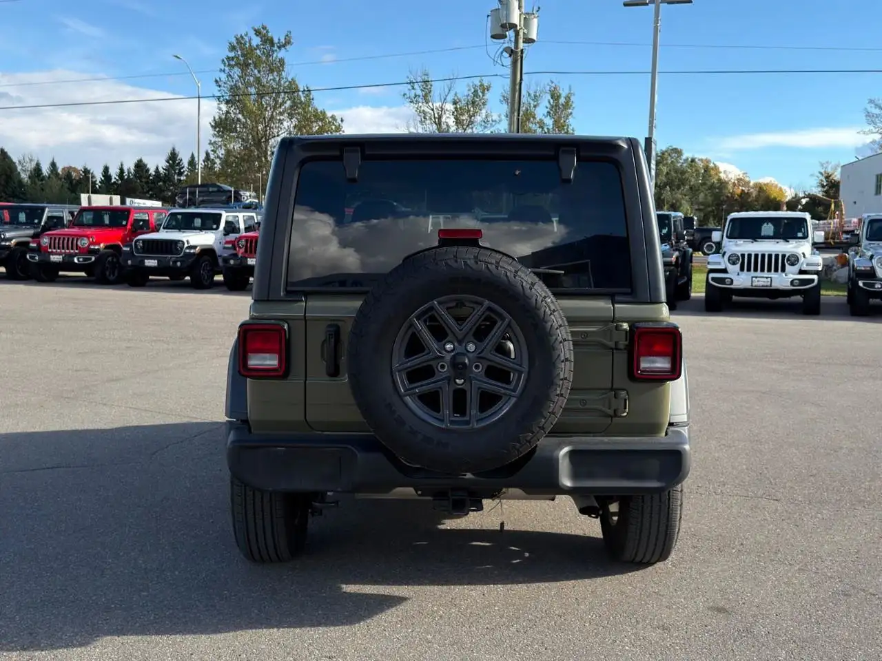 Jeep Wrangler - Image 4