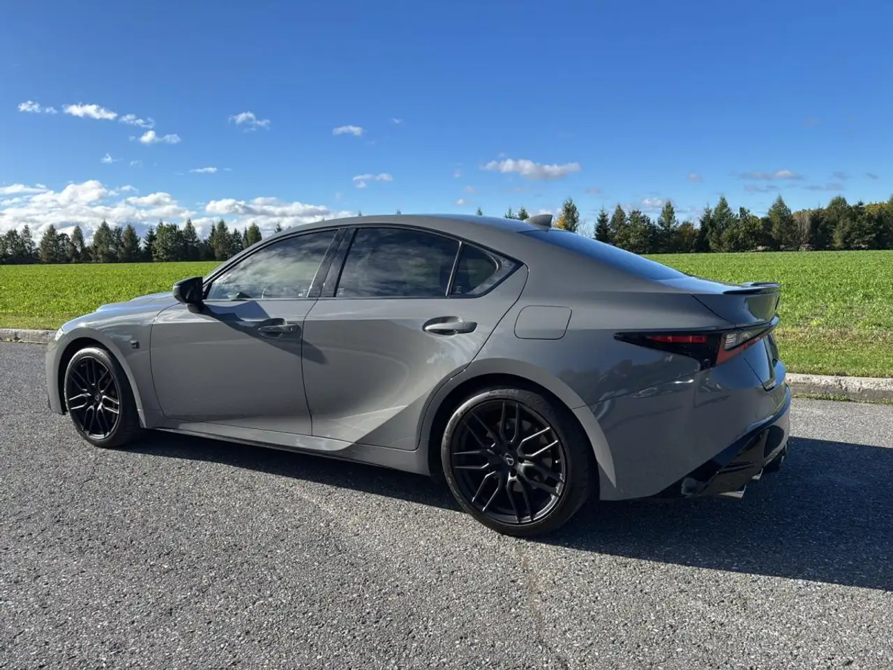 Lexus IS 500 - Image 4