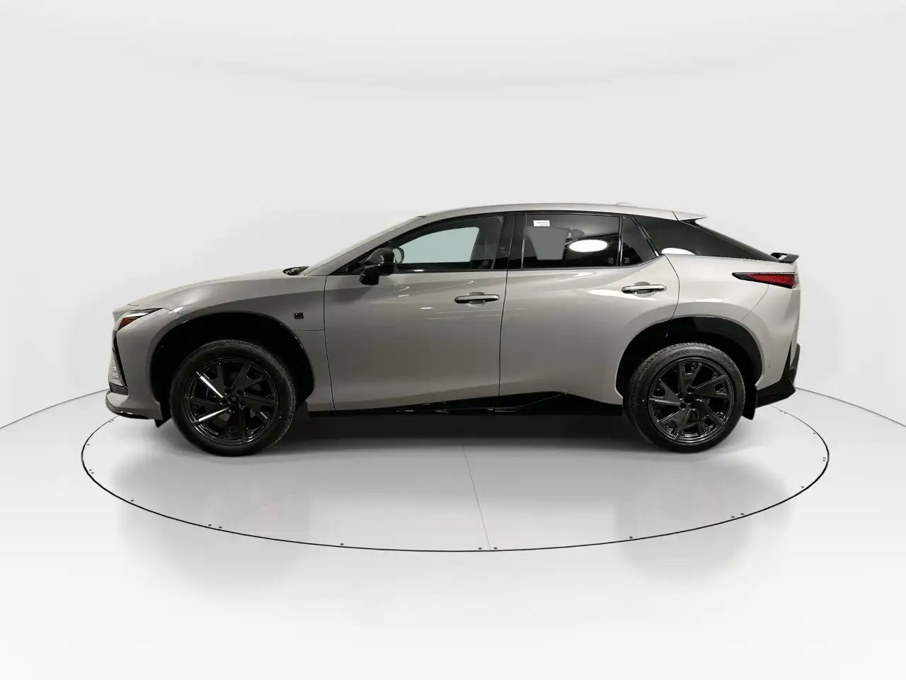 Lexus RZ - Image 4