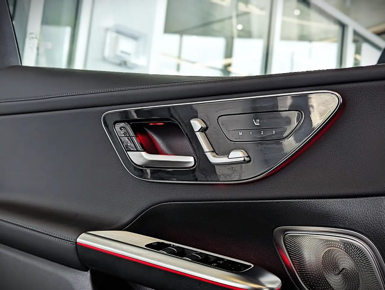 Mercedes-Benz GLC - Image 16