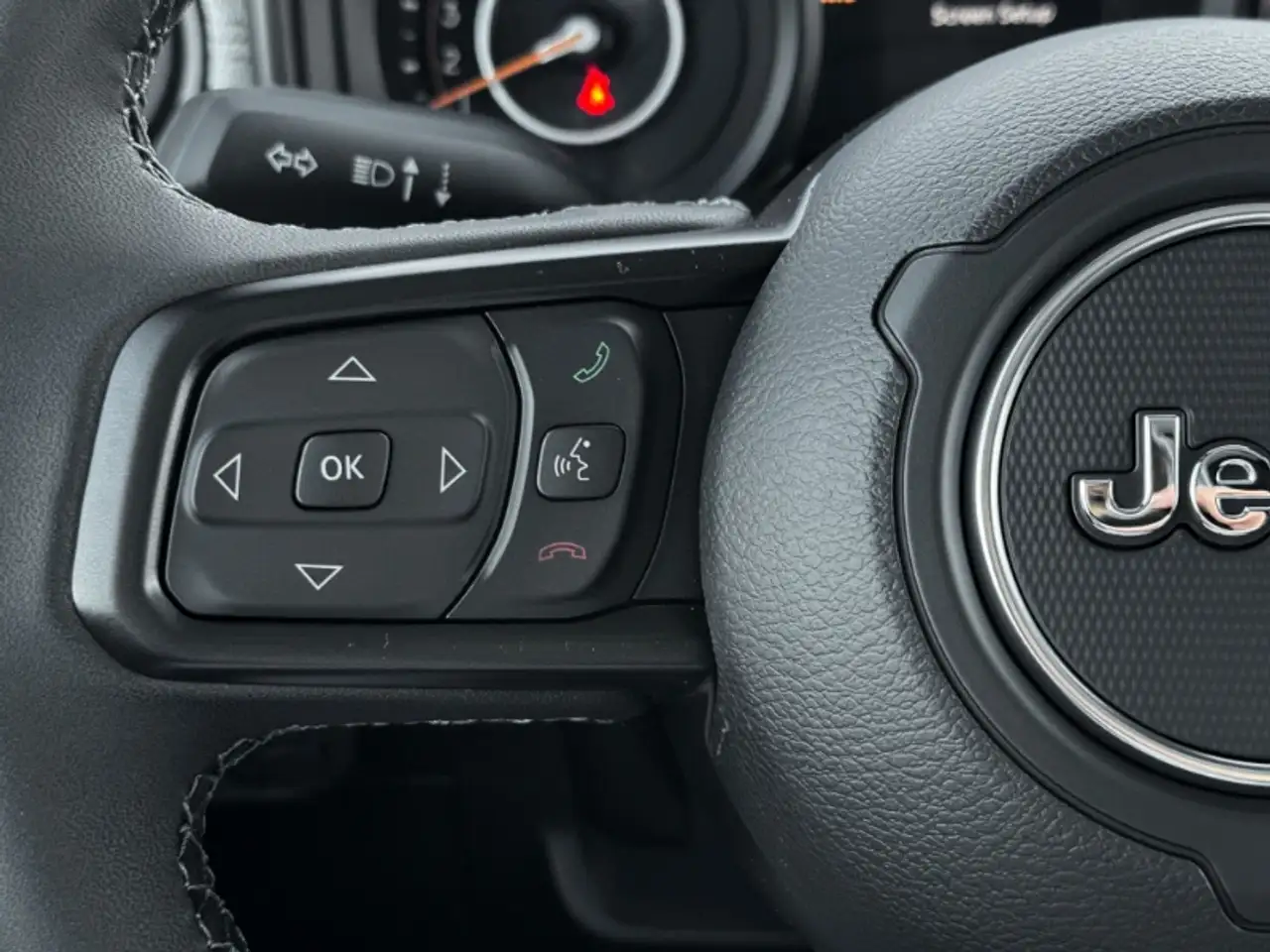 Jeep Gladiator - Image 11