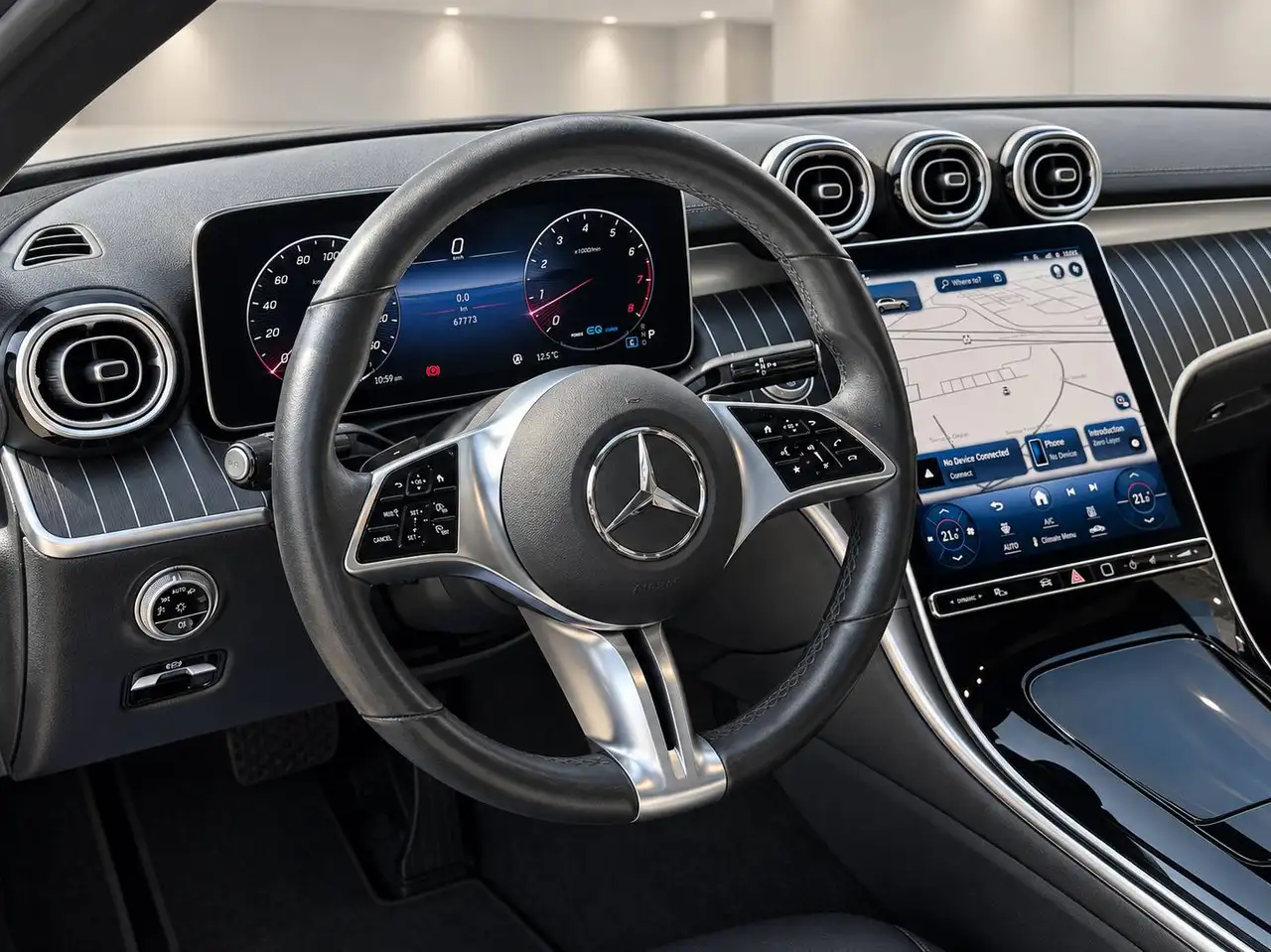 Mercedes-Benz C-Class - Image 13
