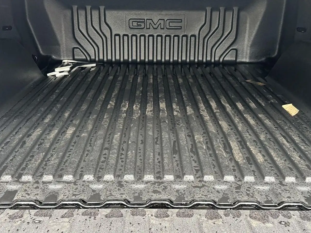 Chevrolet Silverado 1500 - Image 19