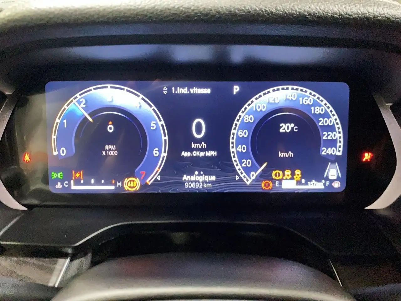 Jeep Grand Cherokee - Image 17