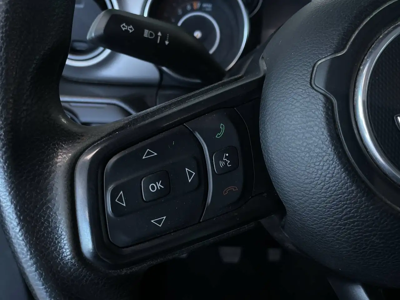 Jeep Wrangler - Image 19
