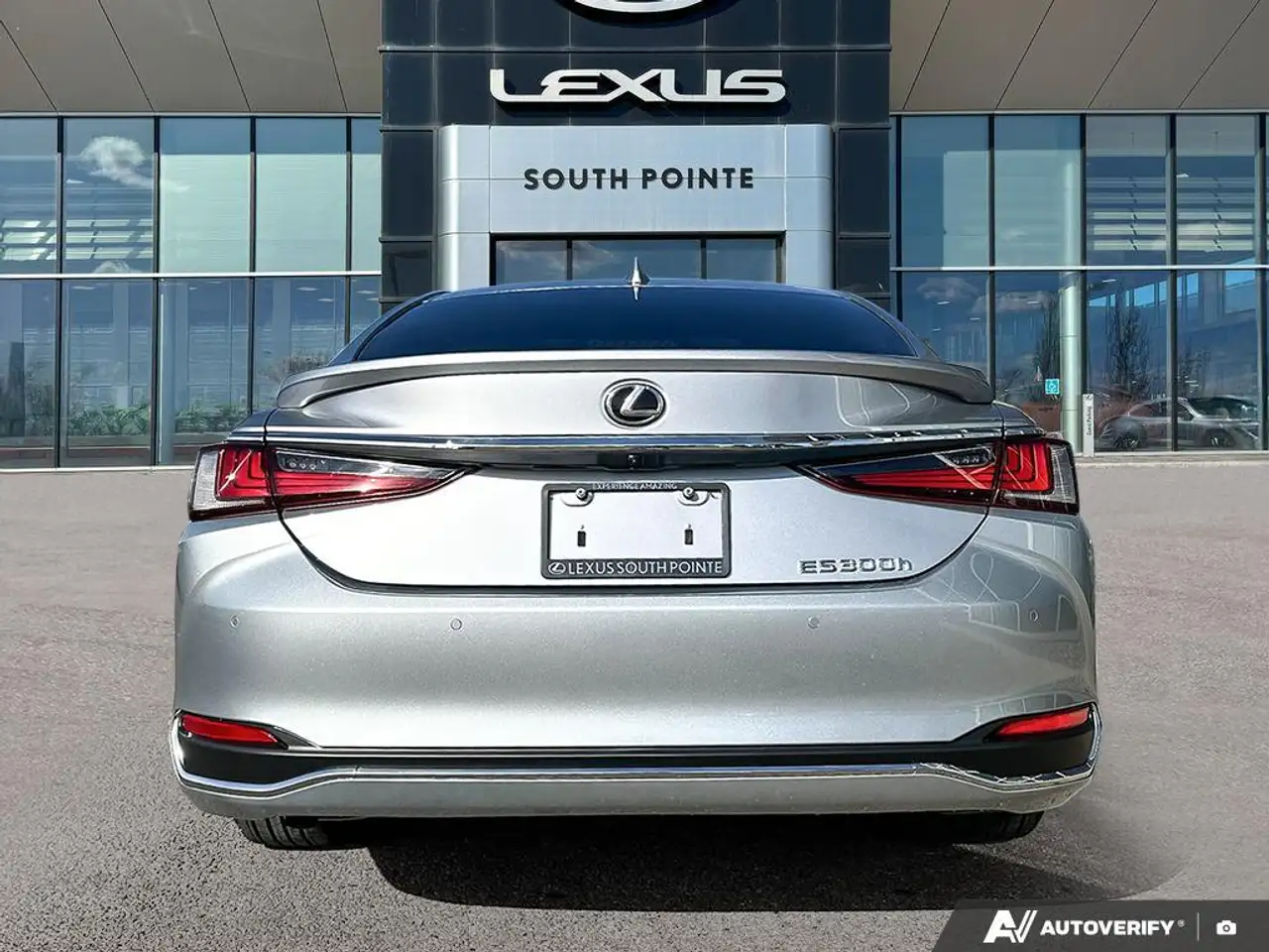 Lexus ES - Image 5