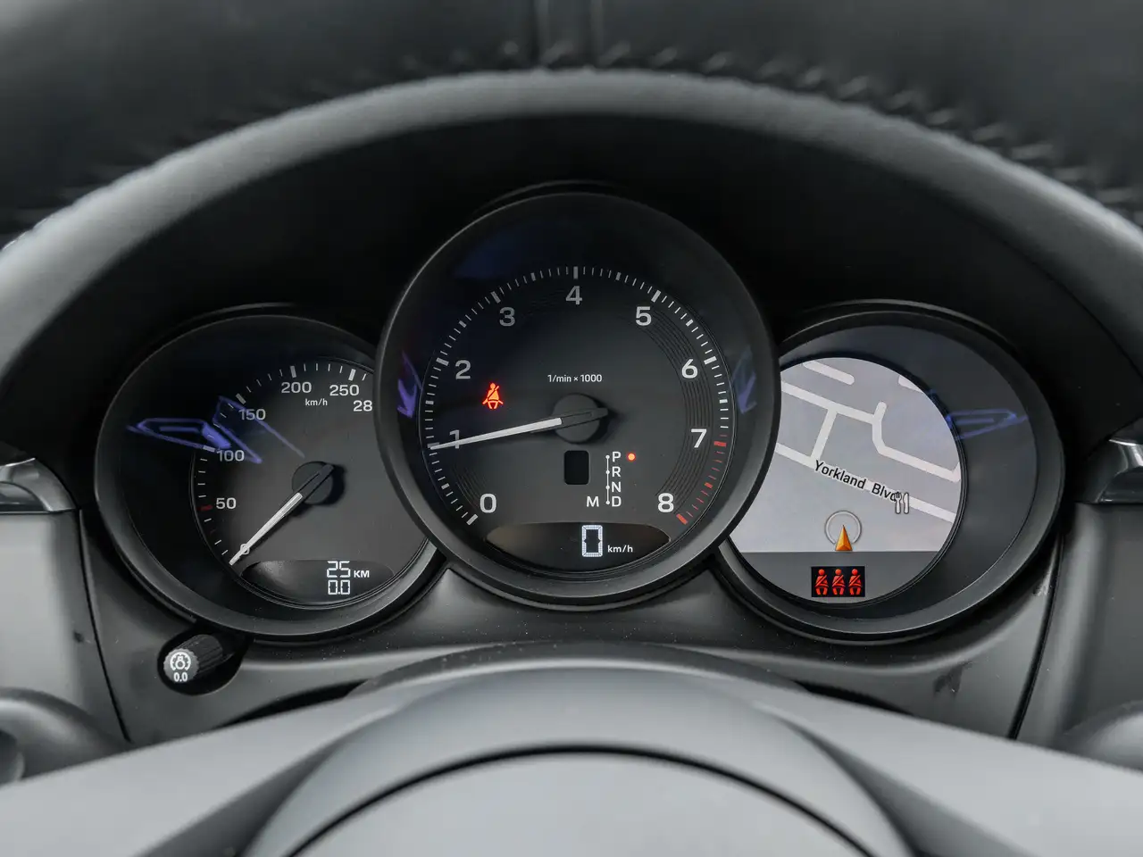 Porsche Macan - Image 19