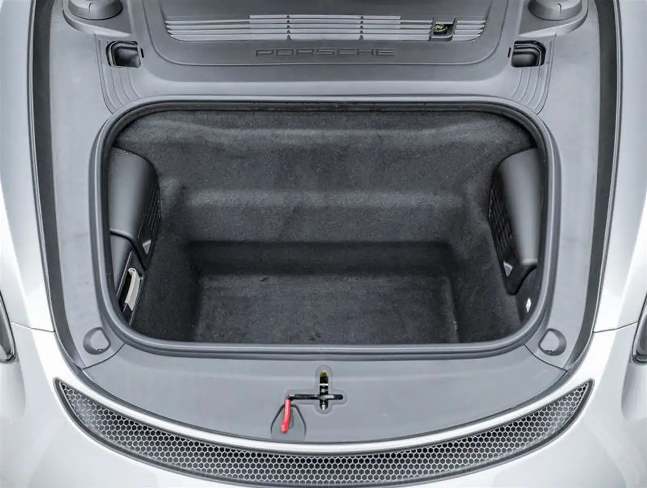Porsche 718 Cayman - Image 5