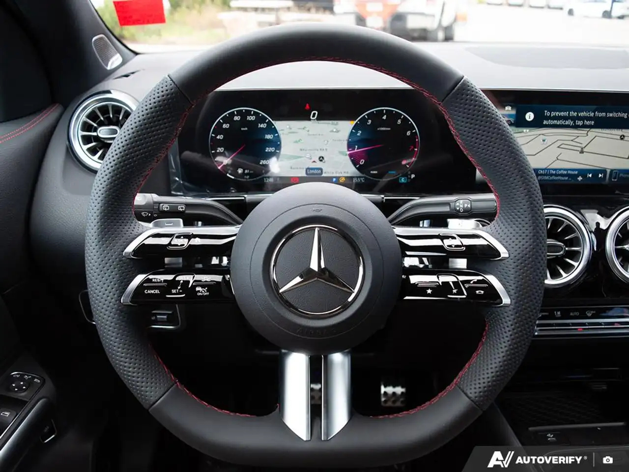Mercedes-Benz GLA - Image 14