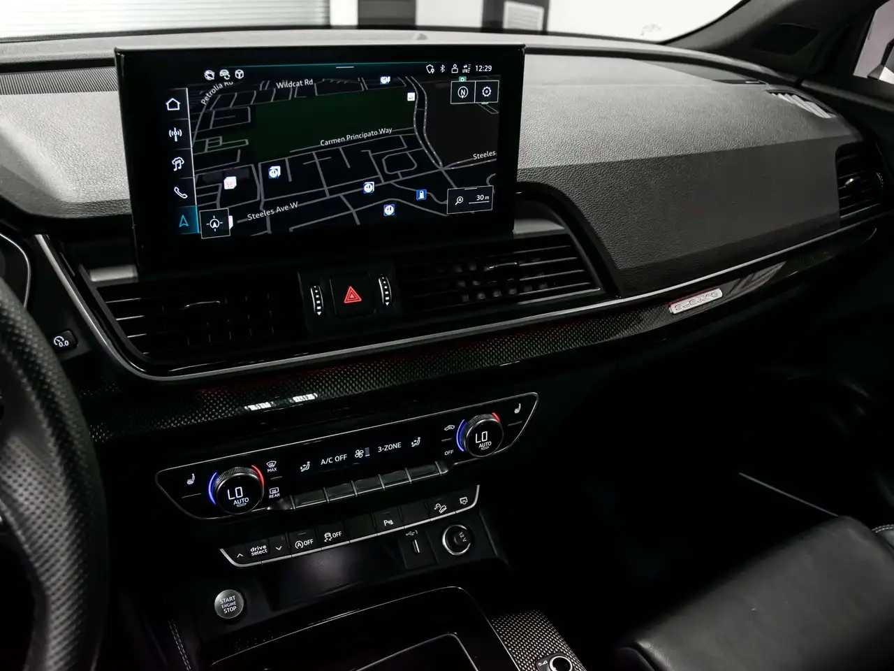 Audi SQ5 - Image 20